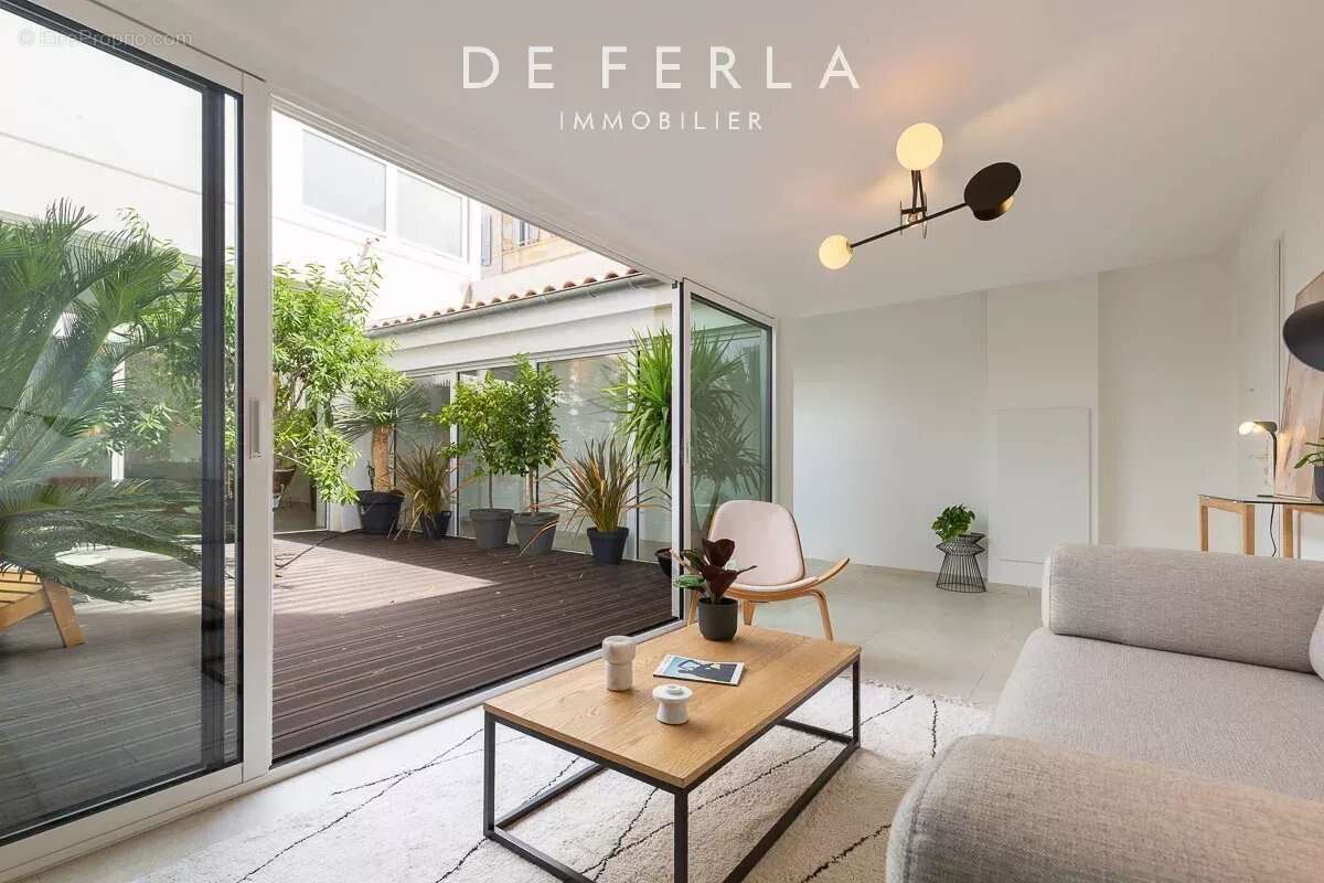 Maison à MARSEILLE-6E