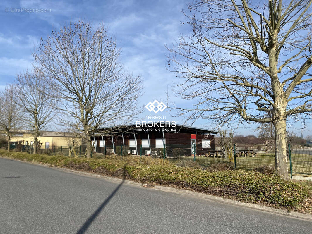 Commerce à VARENNES-SUR-ALLIER