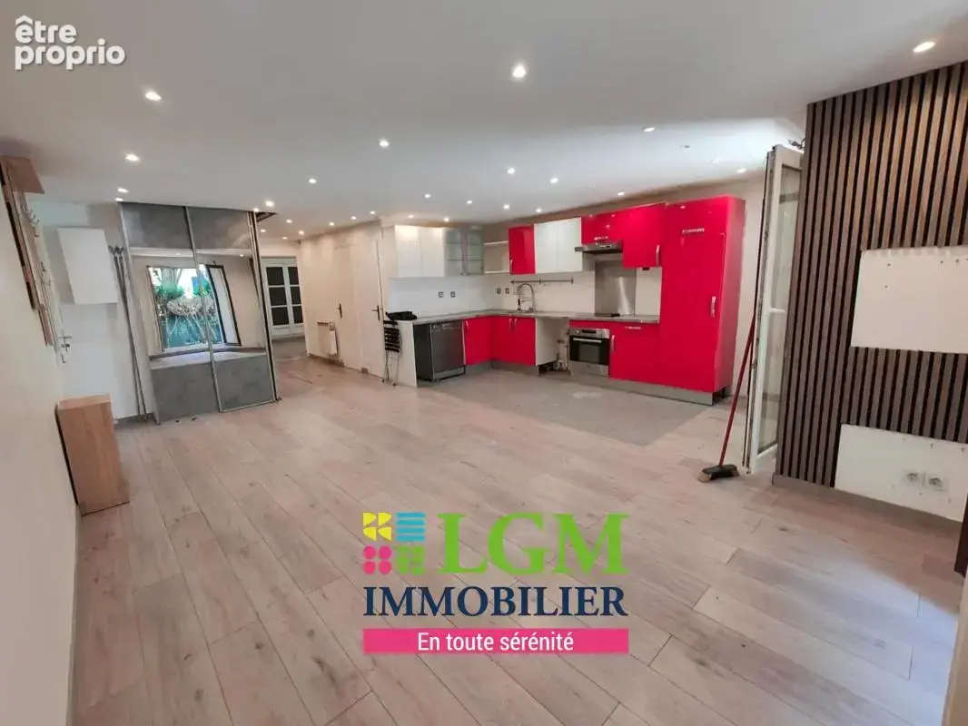 Appartement À Vendre - photo 2