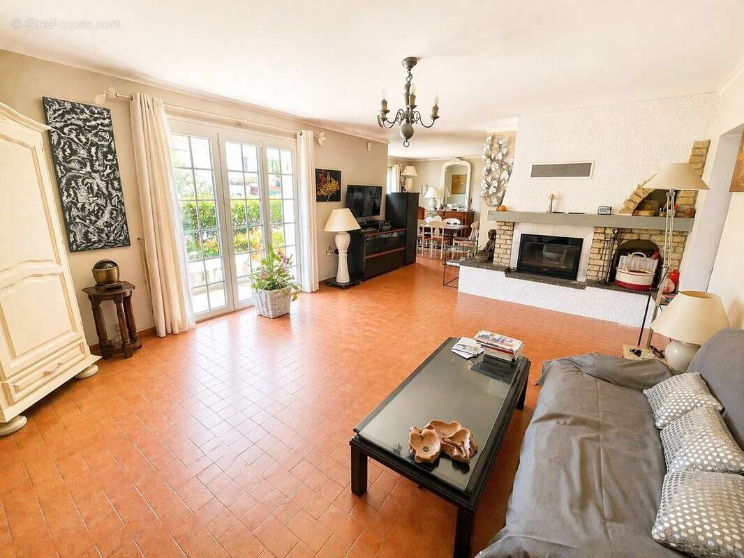 Maison à LE LUC