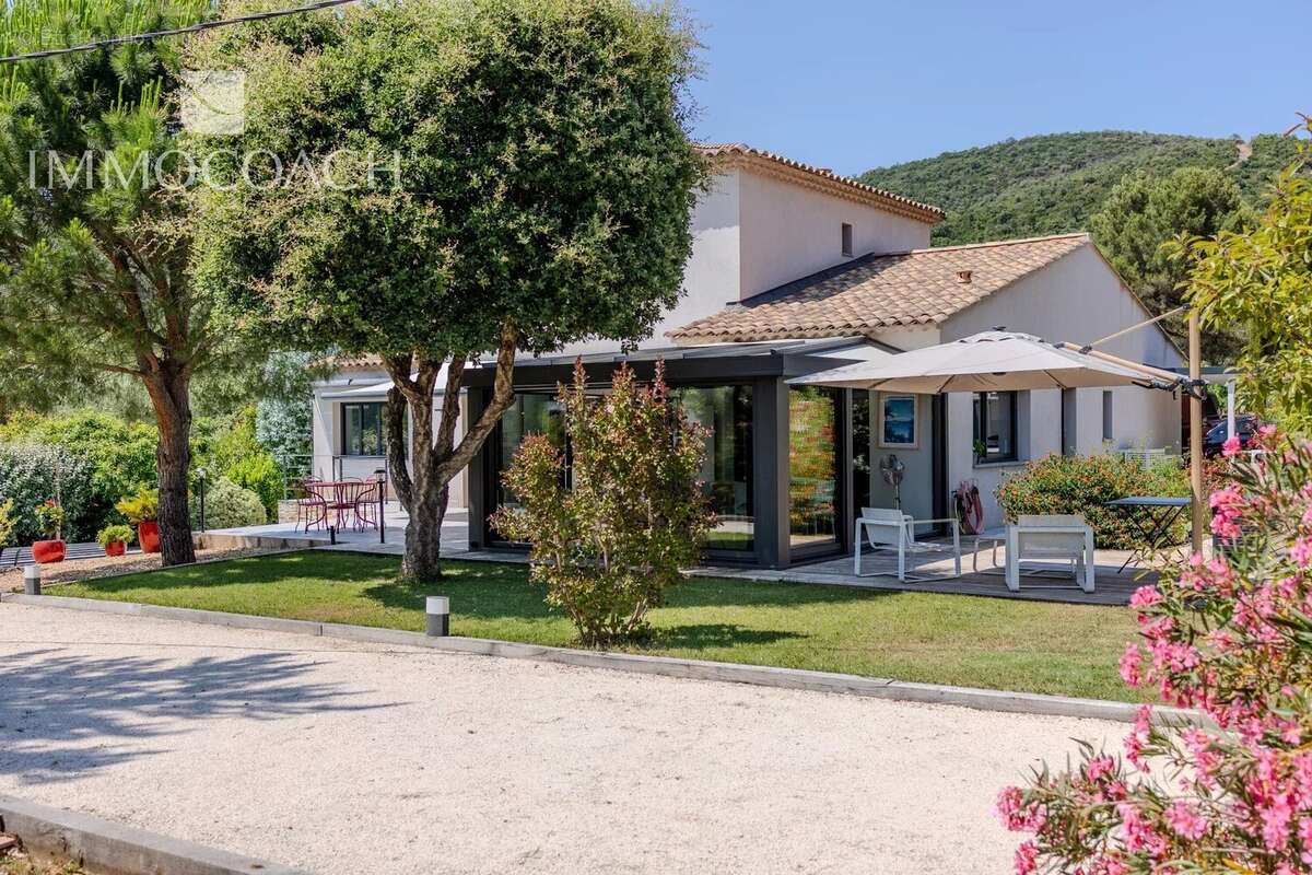Maison à HYERES
