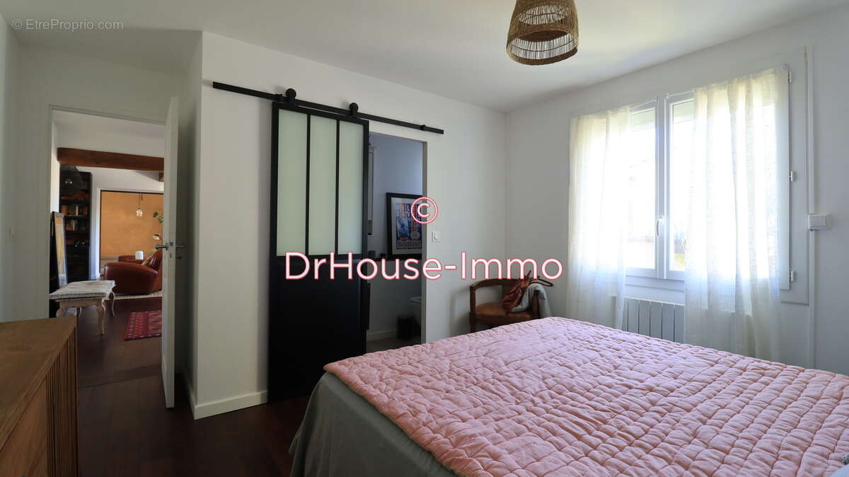 Maison à BLANQUEFORT