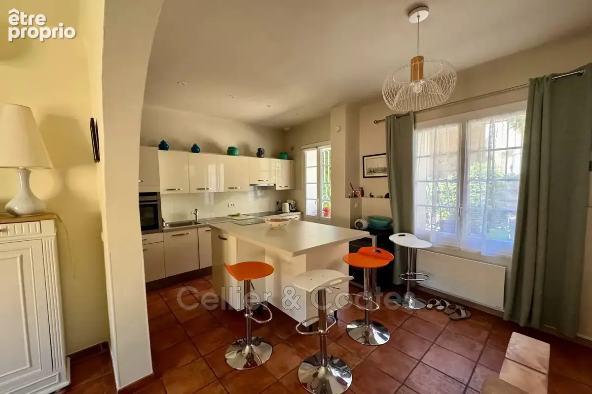 Maison 6 pièces 100 m² à vendre à Bormes-Les-Mimosas (83230) - photo 4