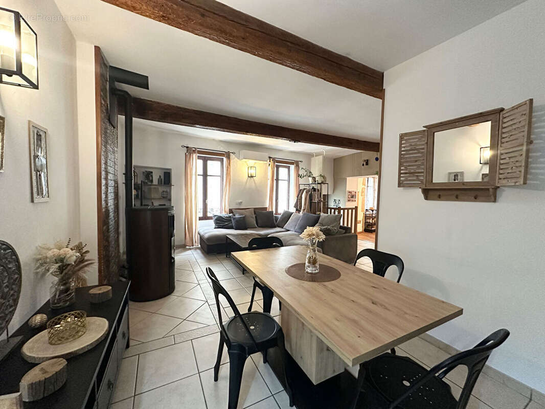 Maison à CORNAS
