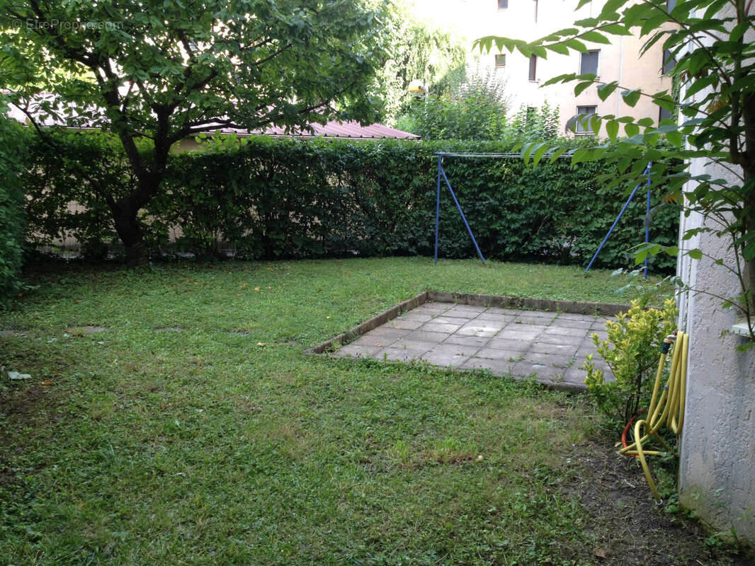 Appartement à MEYLAN