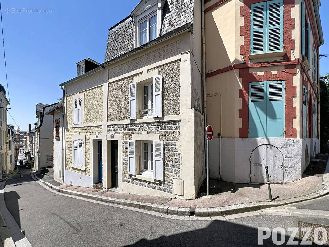 Maison à TROUVILLE-SUR-MER