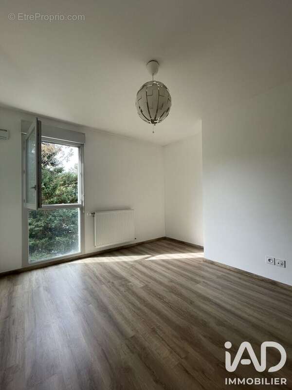 Appartement 44 m² à Francheville  - photo 9