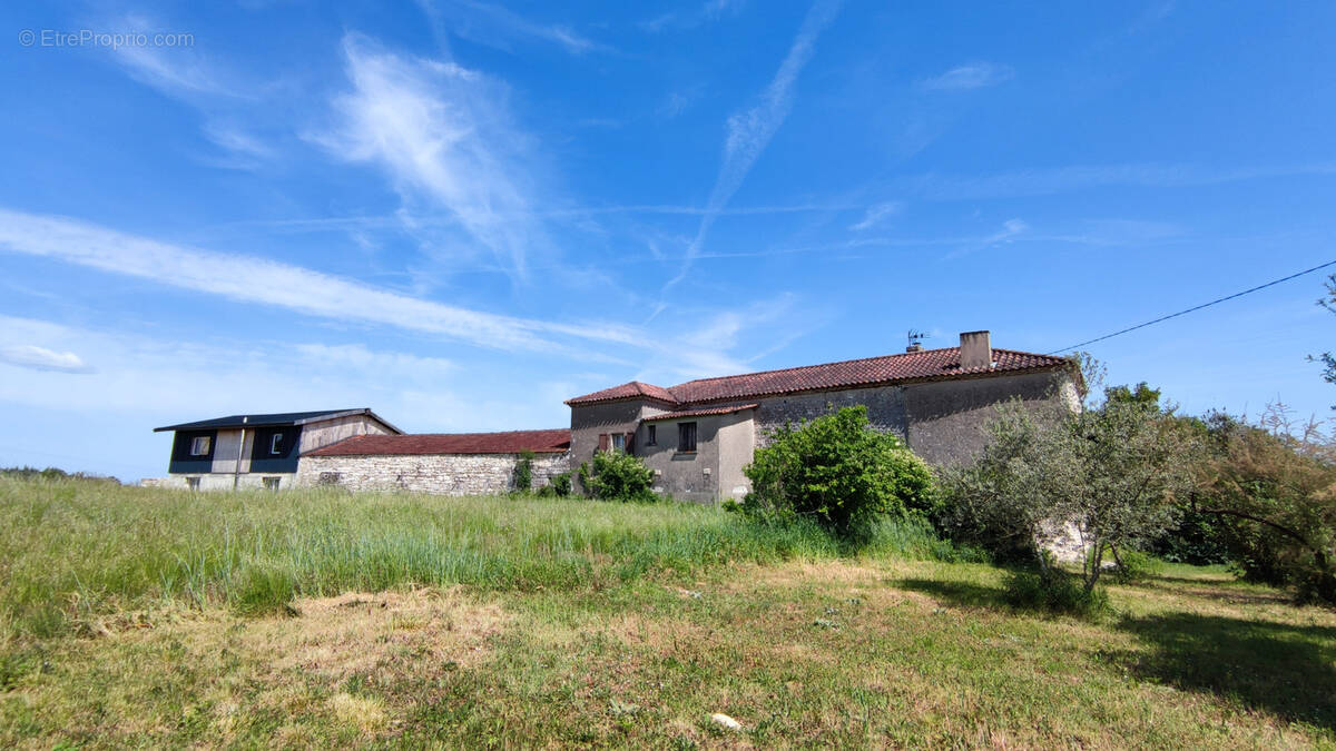 Maison à LABASTIDE-MARNHAC