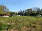 Terrain à SAINT-PHAL