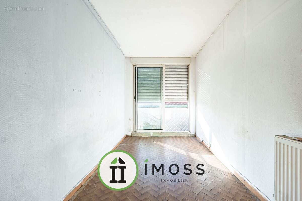 Appartement à LA COURNEUVE