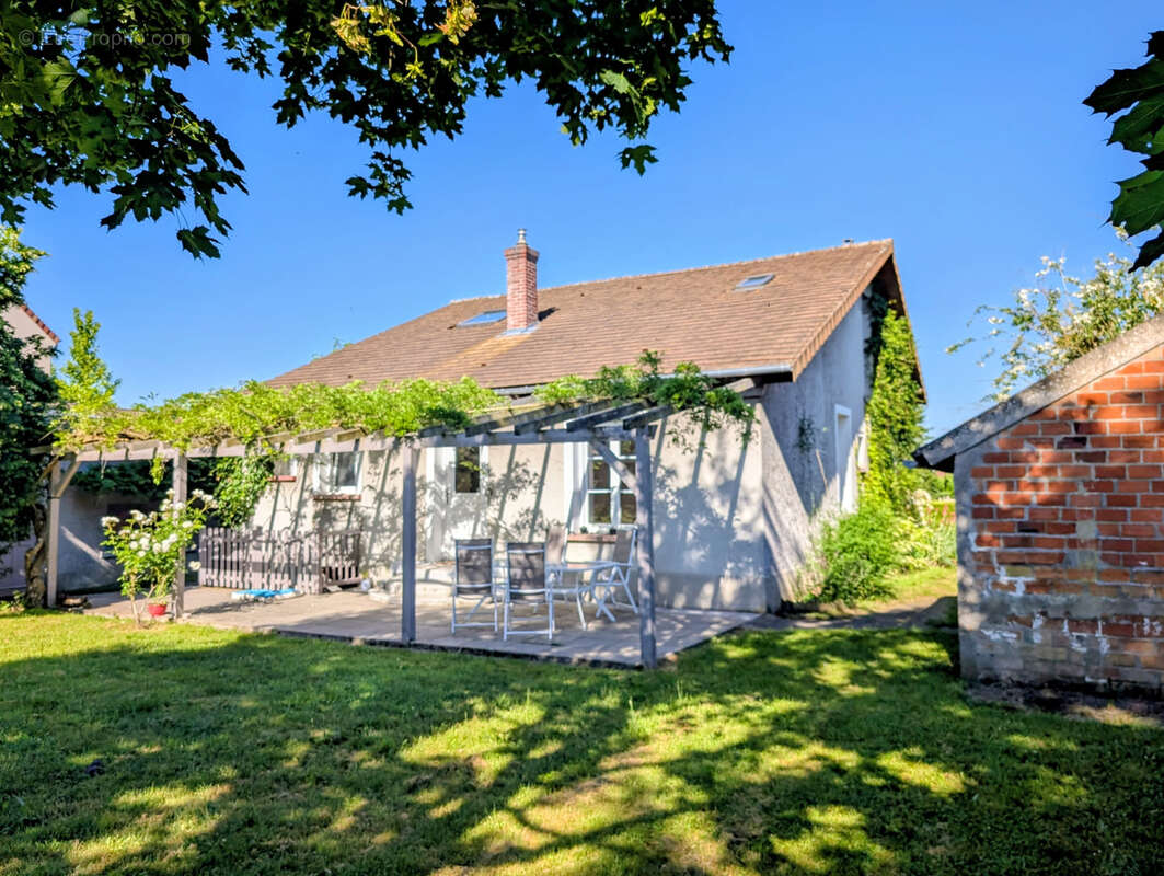 Maison à GARANCIERES