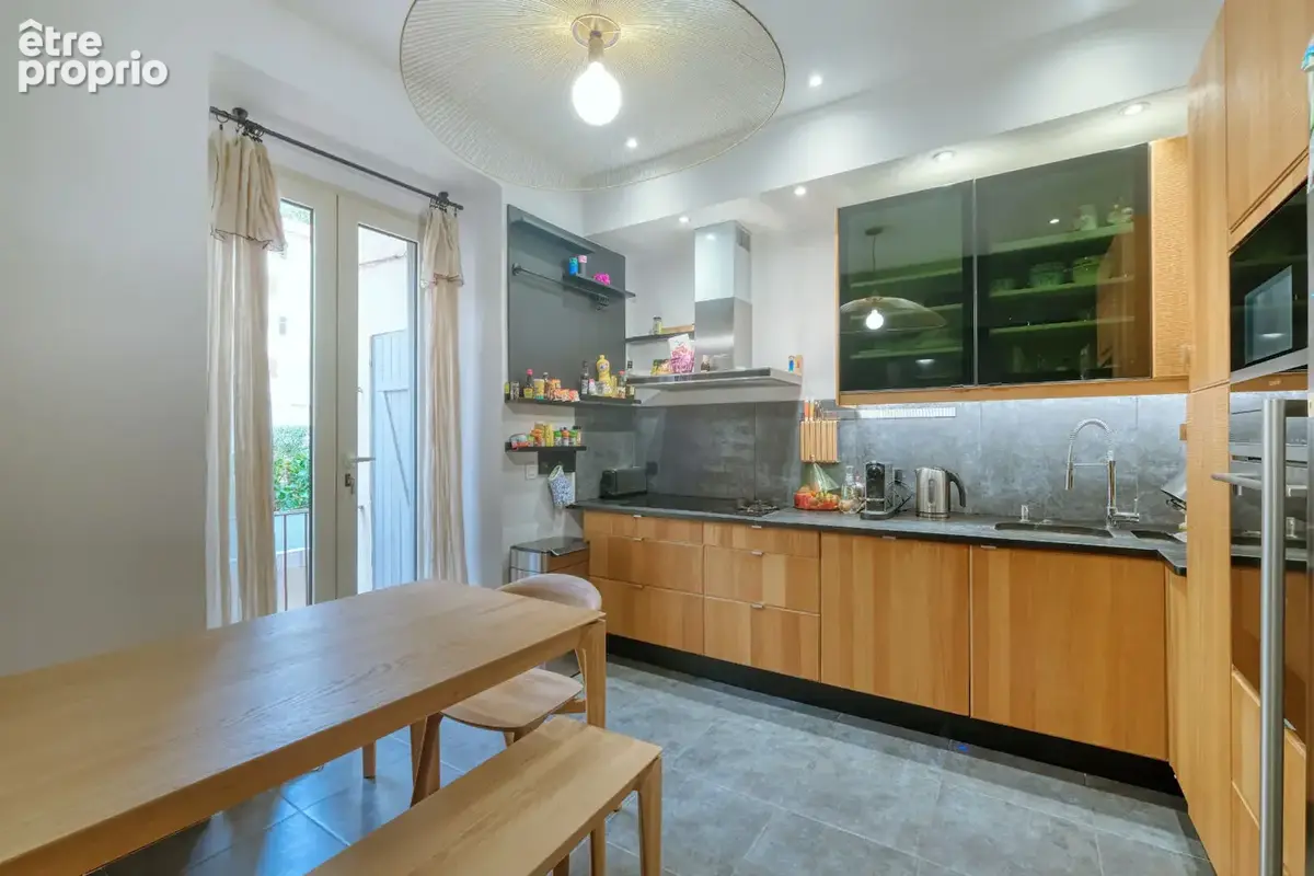 Appartement 136m² à bastia - photo 2