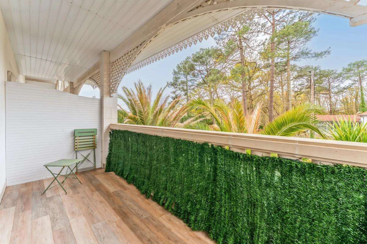 Appartement à LANTON