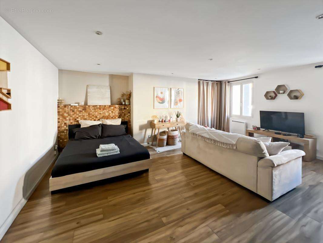 Appartement à FREJUS