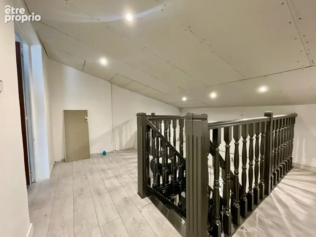 Drancy - centre-ville - maison de ville de type f3 - 88m2 - a deux pas de toutes commodites - photo 11