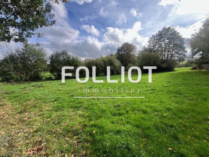 Terrain à SOURDEVAL