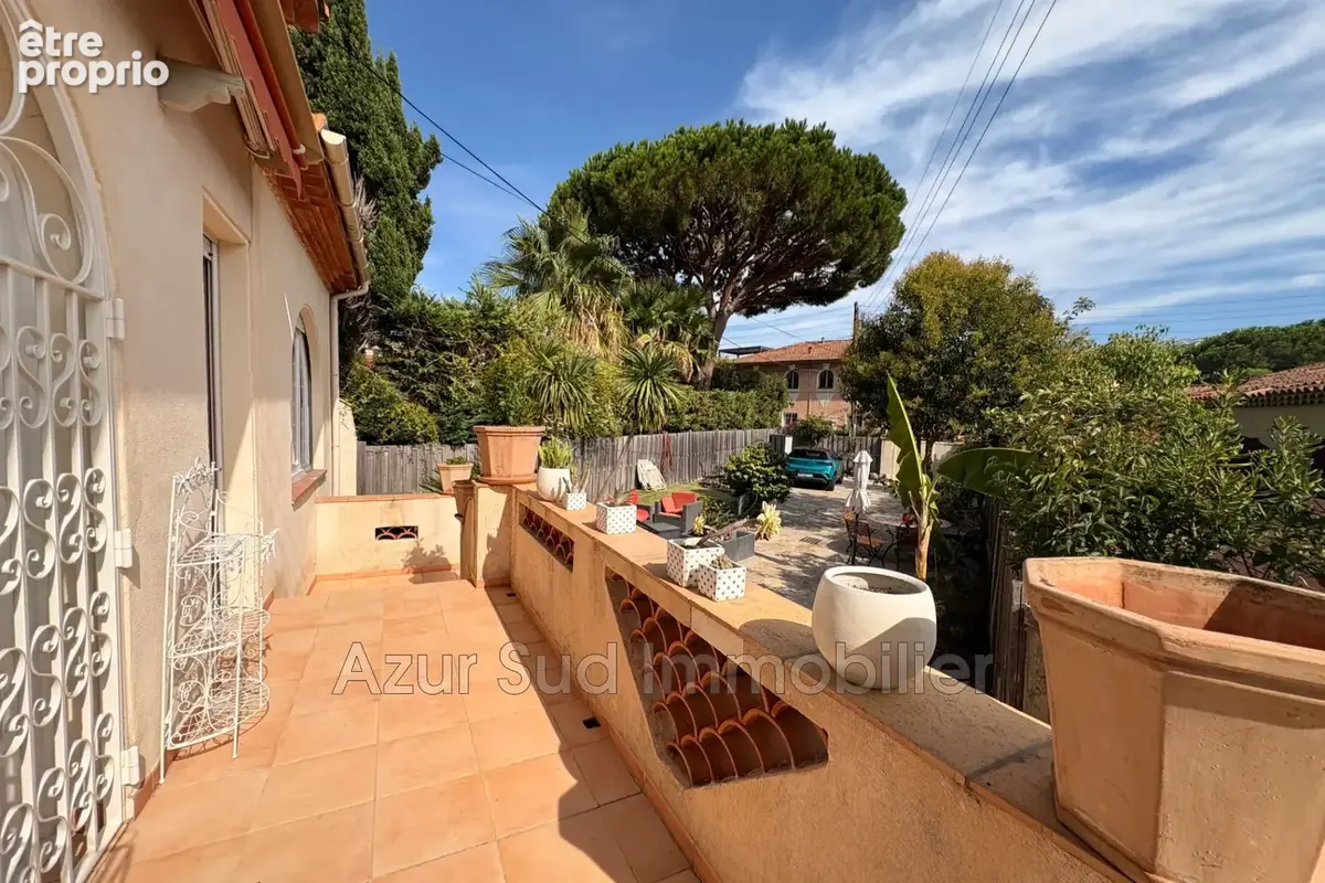 Maison 71 m² à Antibes  - photo 7