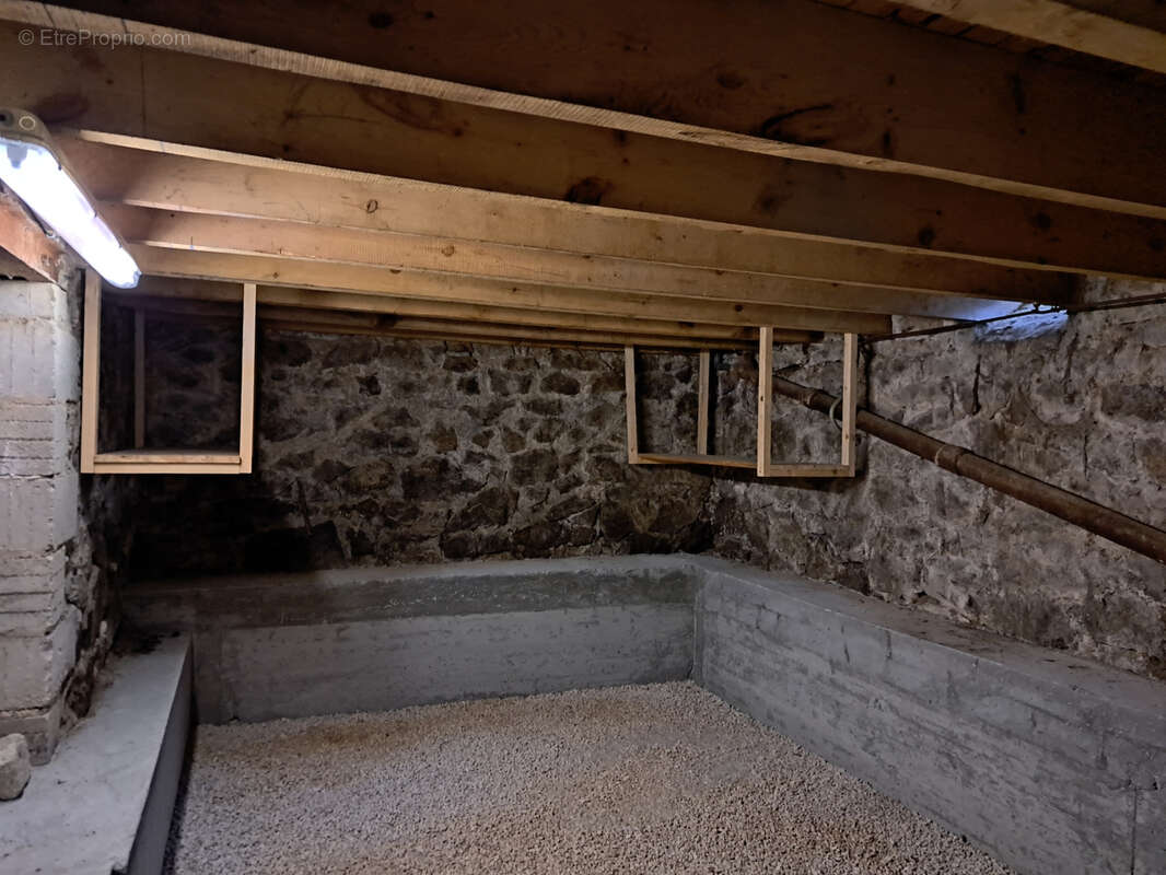 Appartement à LE CHAMBON-SUR-LIGNON