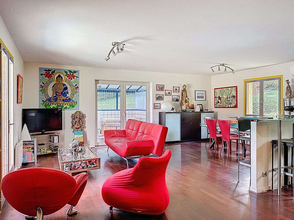 Maison à SAINT-CYR-AU-MONT-D'OR