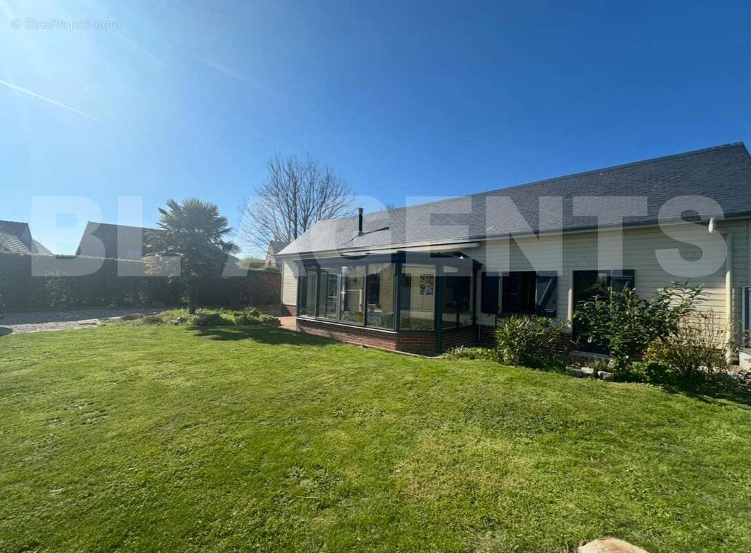 Messenger_creation_2160FDCB-335A-47B5-B5AA-B504BE4236F2 - Maison à BELLEVILLE-SUR-MER