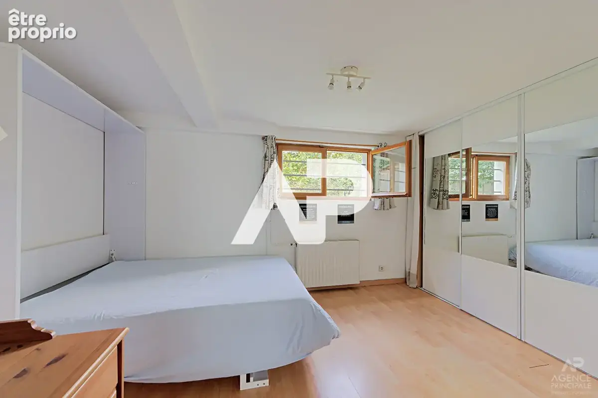 Maison Rueil-Malmaison 7 pièce(s) 133 m² - photo 12