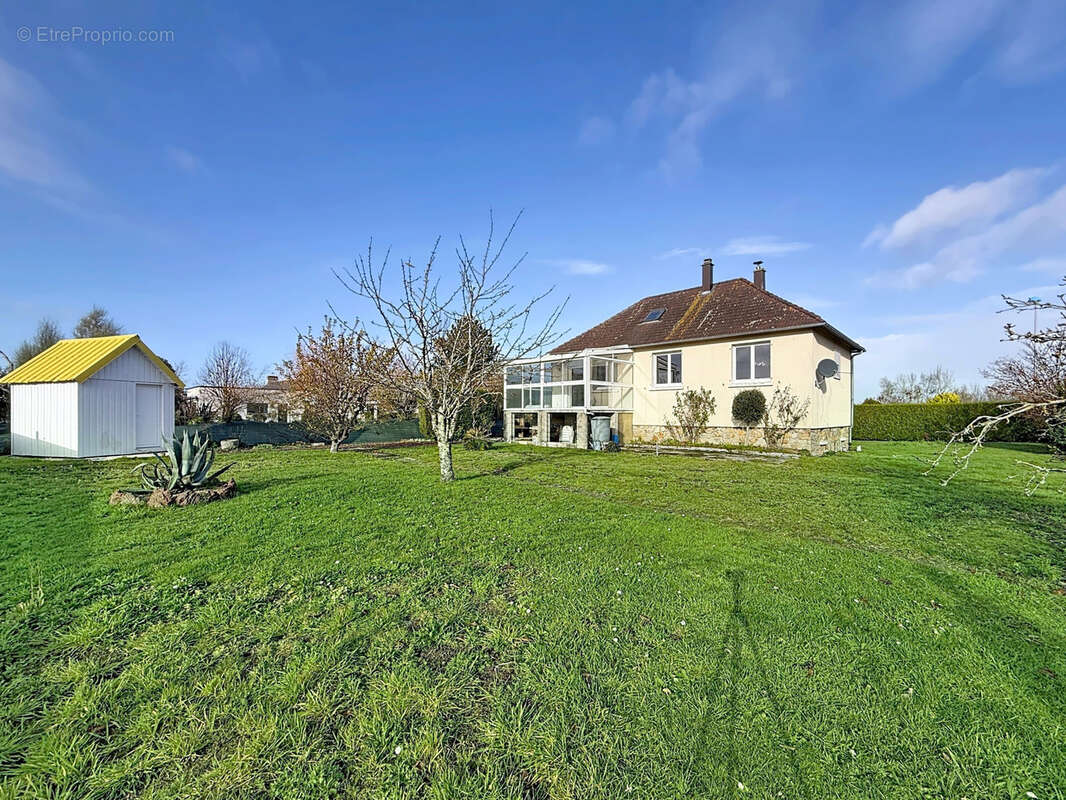 Maison à GOUVILLE-SUR-MER