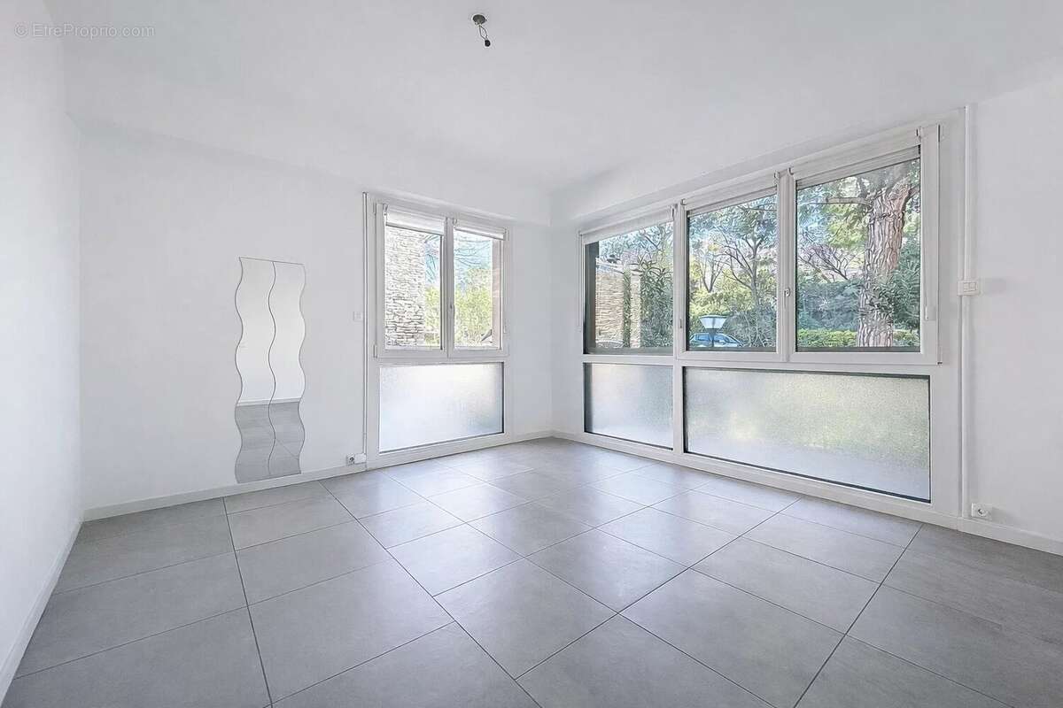 Appartement à MARSEILLE-9E