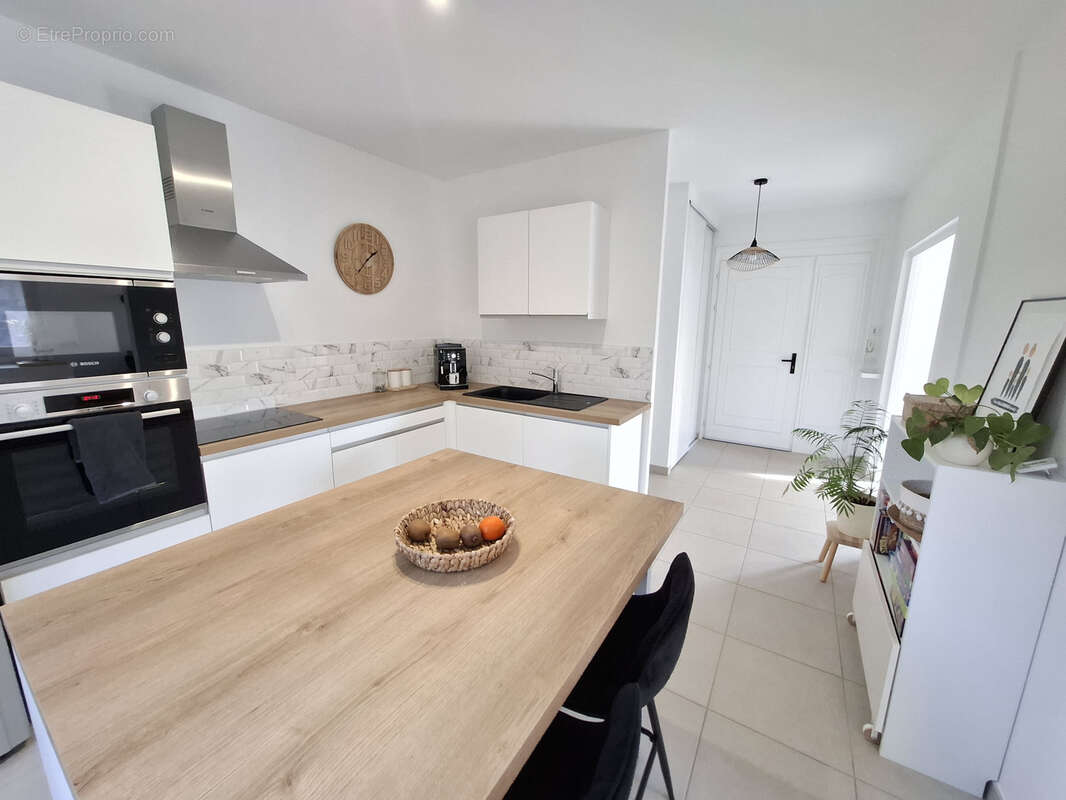 Maison à CHONAS-L&#039;AMBALLAN