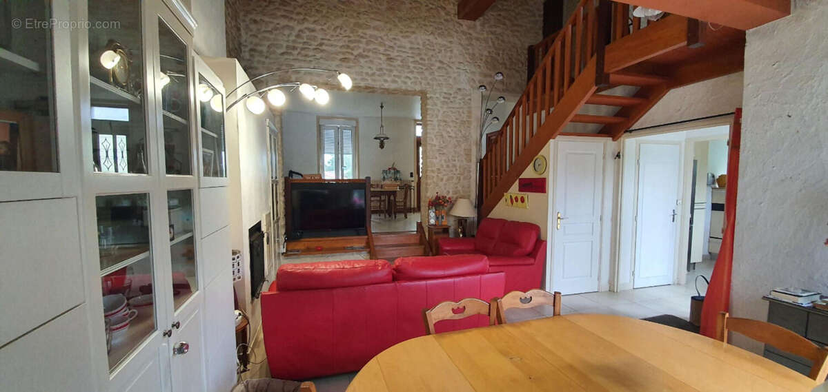 Maison à FOURAS