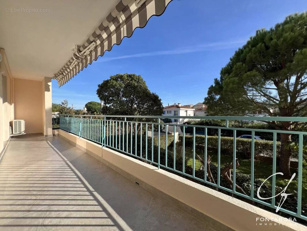 Appartement à FREJUS