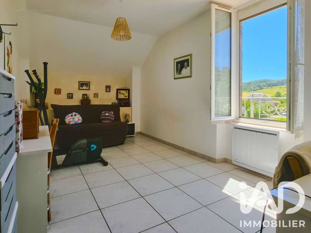 Maison 140 m² à Maurs  - photo 8