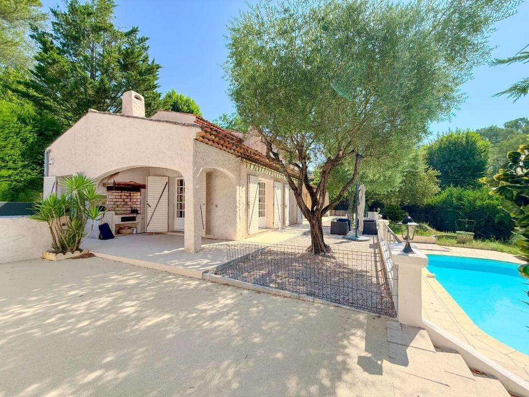 Villa familiale (4 chbres) avec piscine + studio indépendant et excellente performance énergétique - photo 6