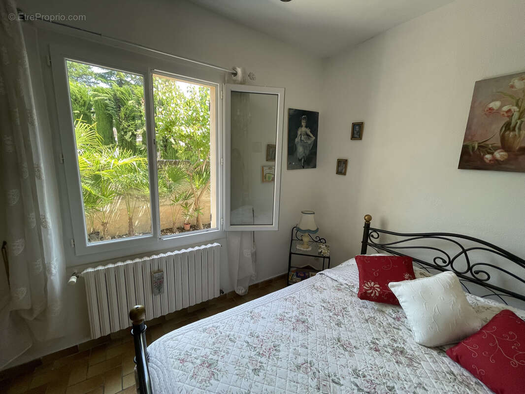 Vaison 2km / belle maison / sh240m2 / terrain 1396m2 / piscine / pool house 100m2 - photo 25