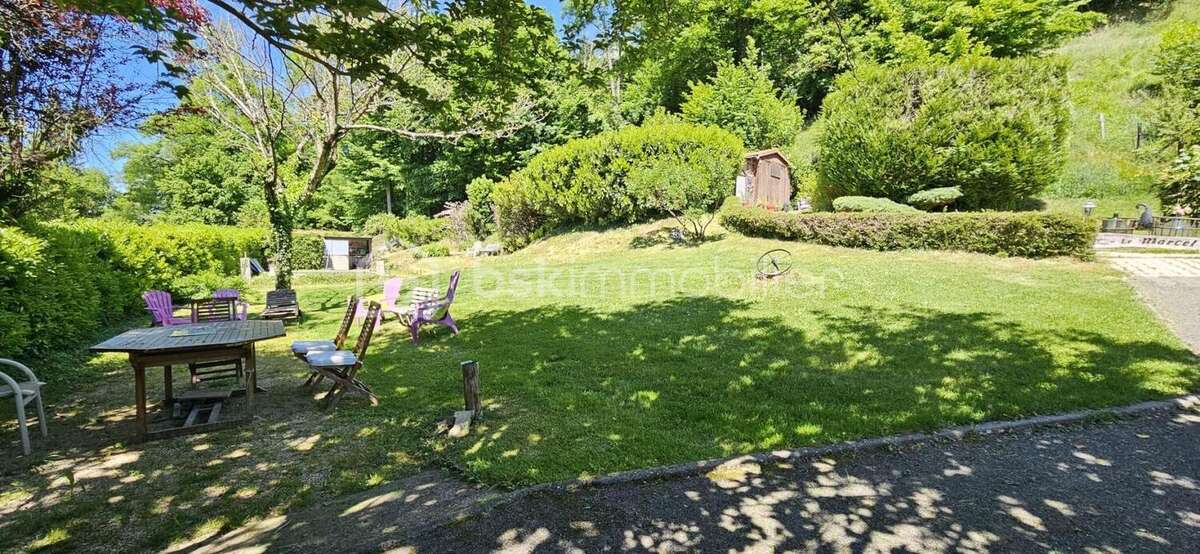 Terrain à BOURGOIN-JALLIEU