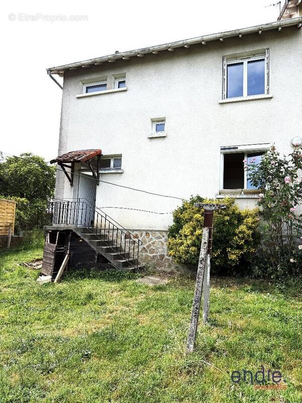 Maison à SAINT-JUNIEN