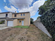 Maison à VILLENAVE-D&#039;ORNON