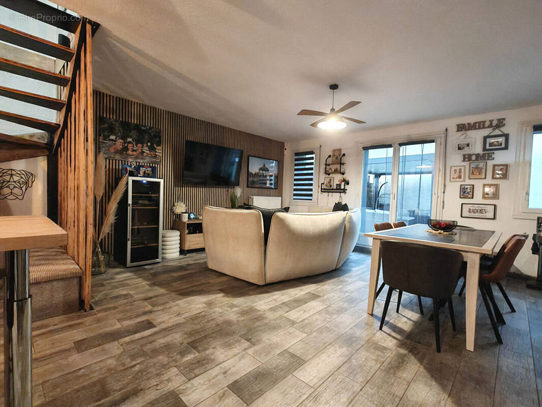 Maison à PORTES-LES-VALENCE