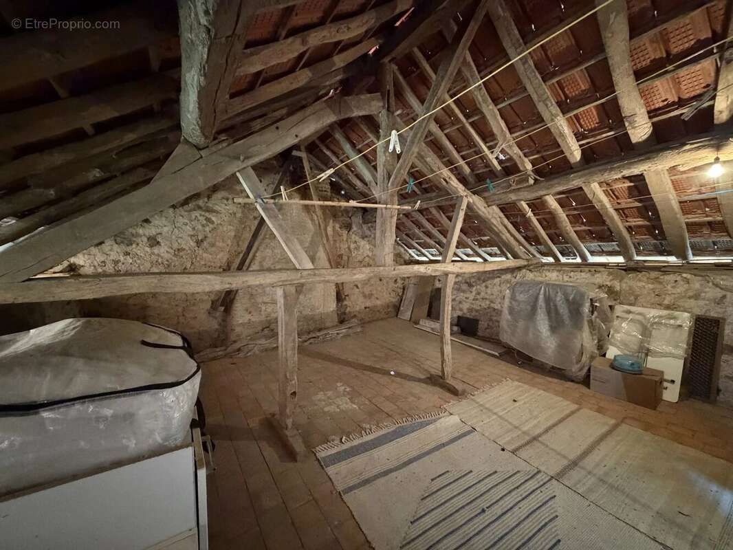 Maison à CHIDDES