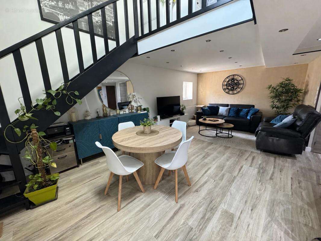 Lot de 2 appartements T3 de 76 m² à Le Pont-de-Beauvoisin - photo 2