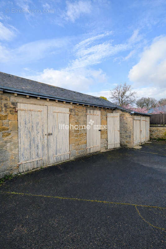 Maison à WADELINCOURT