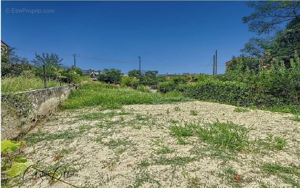 Terrain à LABASTIDE-D&#039;ANJOU