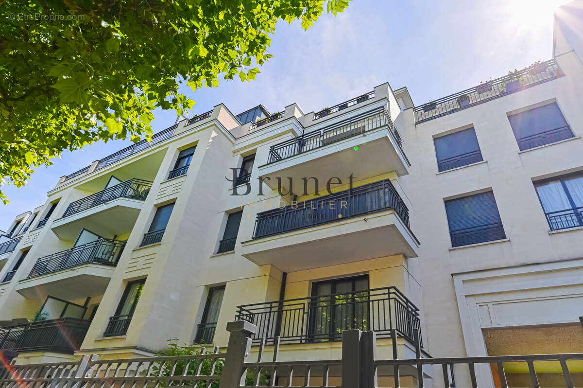 Appartement à SAINT-MAUR-DES-FOSSES