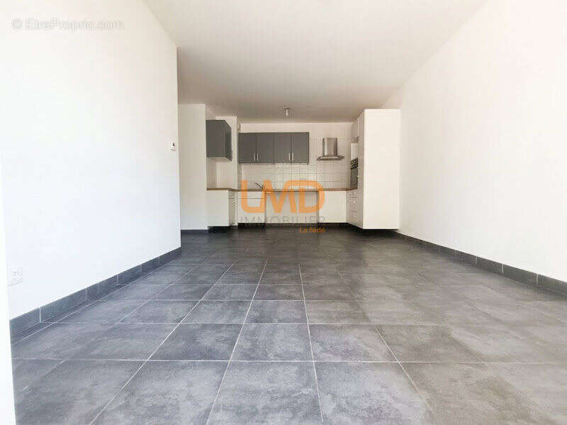 T3 terrasse 34 m², parking, tram à pied – 1er achat / invest - photo 4