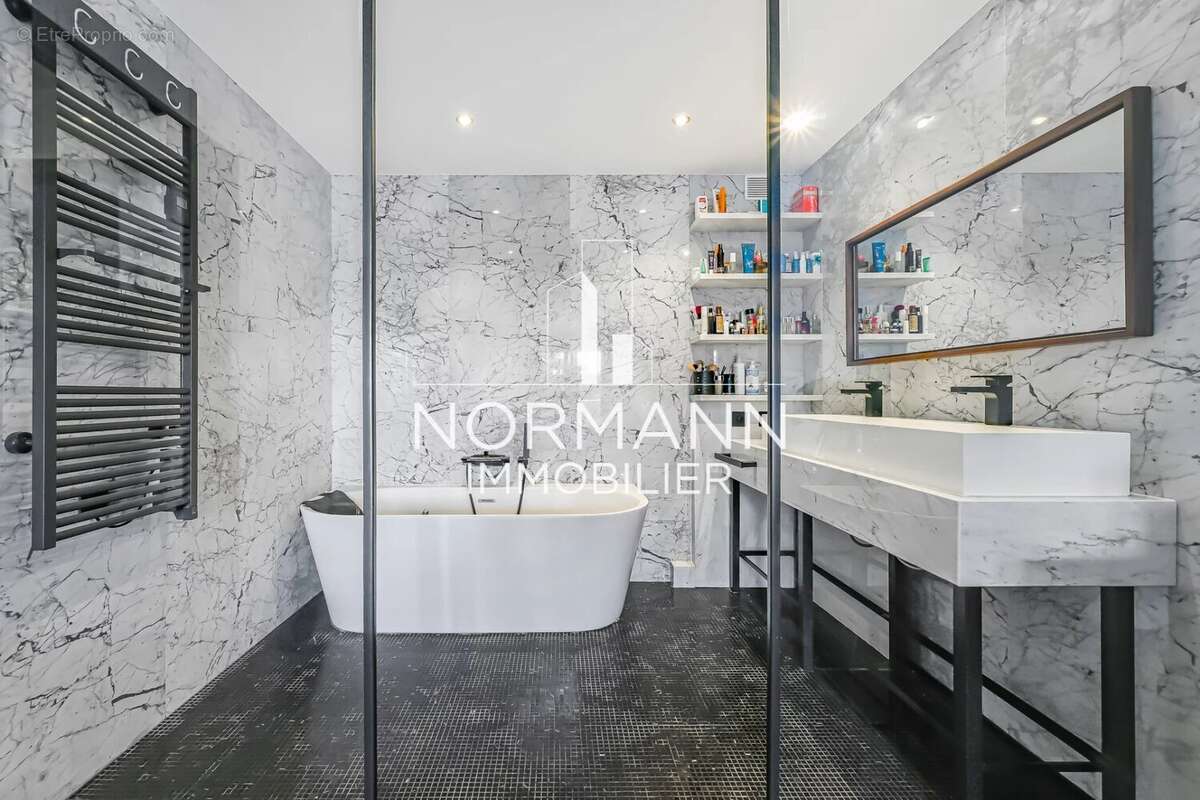 Appartement à BOULOGNE-BILLANCOURT