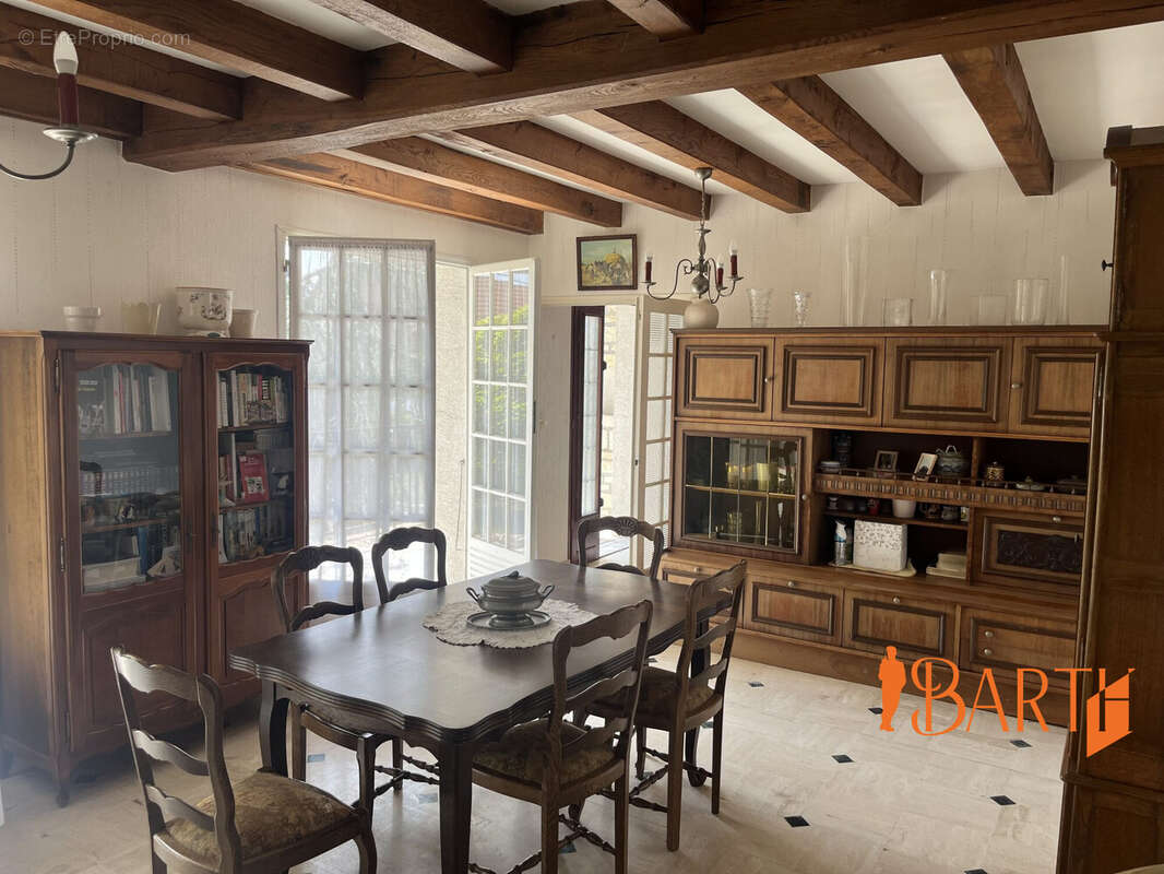 Maison à SAINT-DOULCHARD