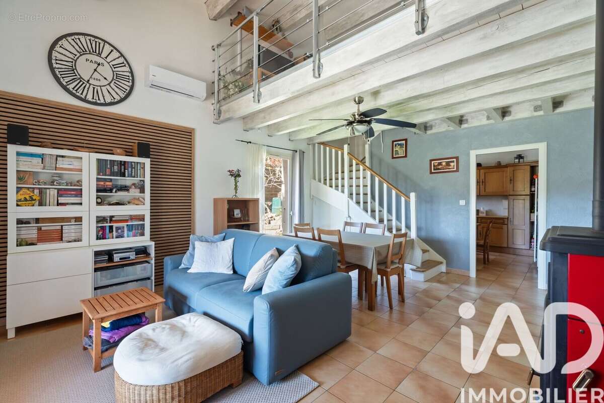 Photo 2 - Maison à MOUANS-SARTOUX