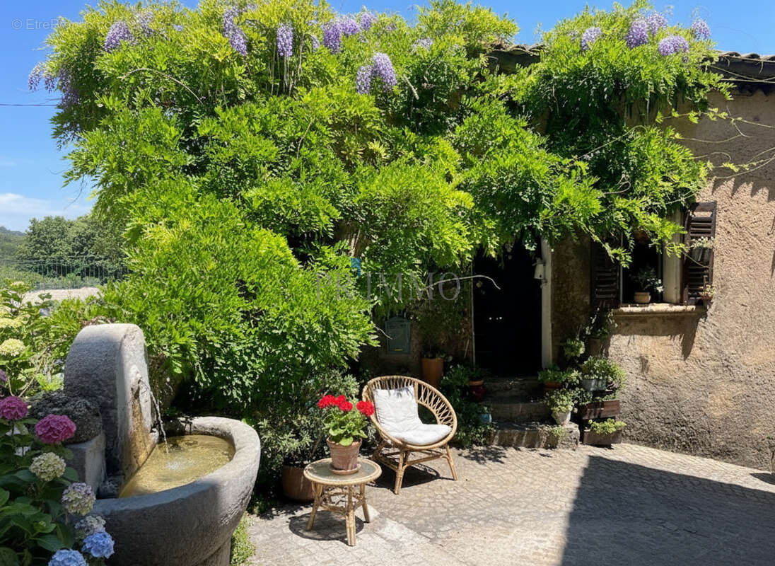 Maison à TOURTOUR
