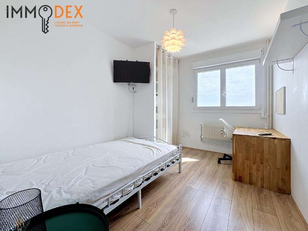 Appartement 130 m² à Reims  - photo 10