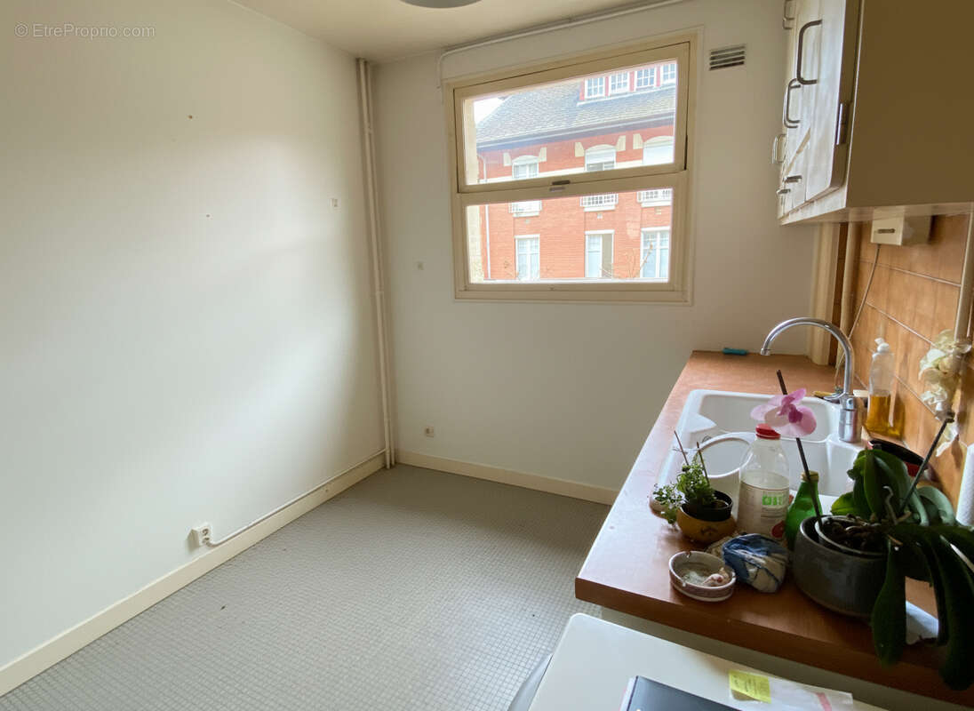 Appartement à PARIS-12E