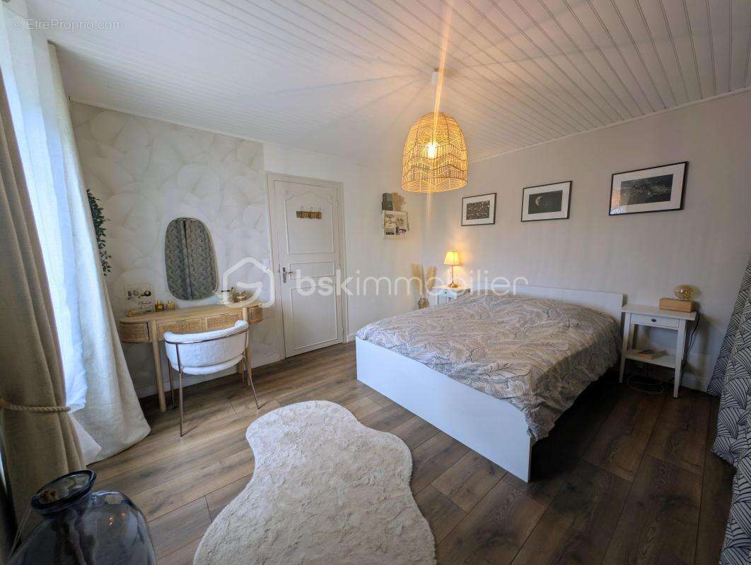 Maison à SAINT-JULIEN-DE-CONCELLES